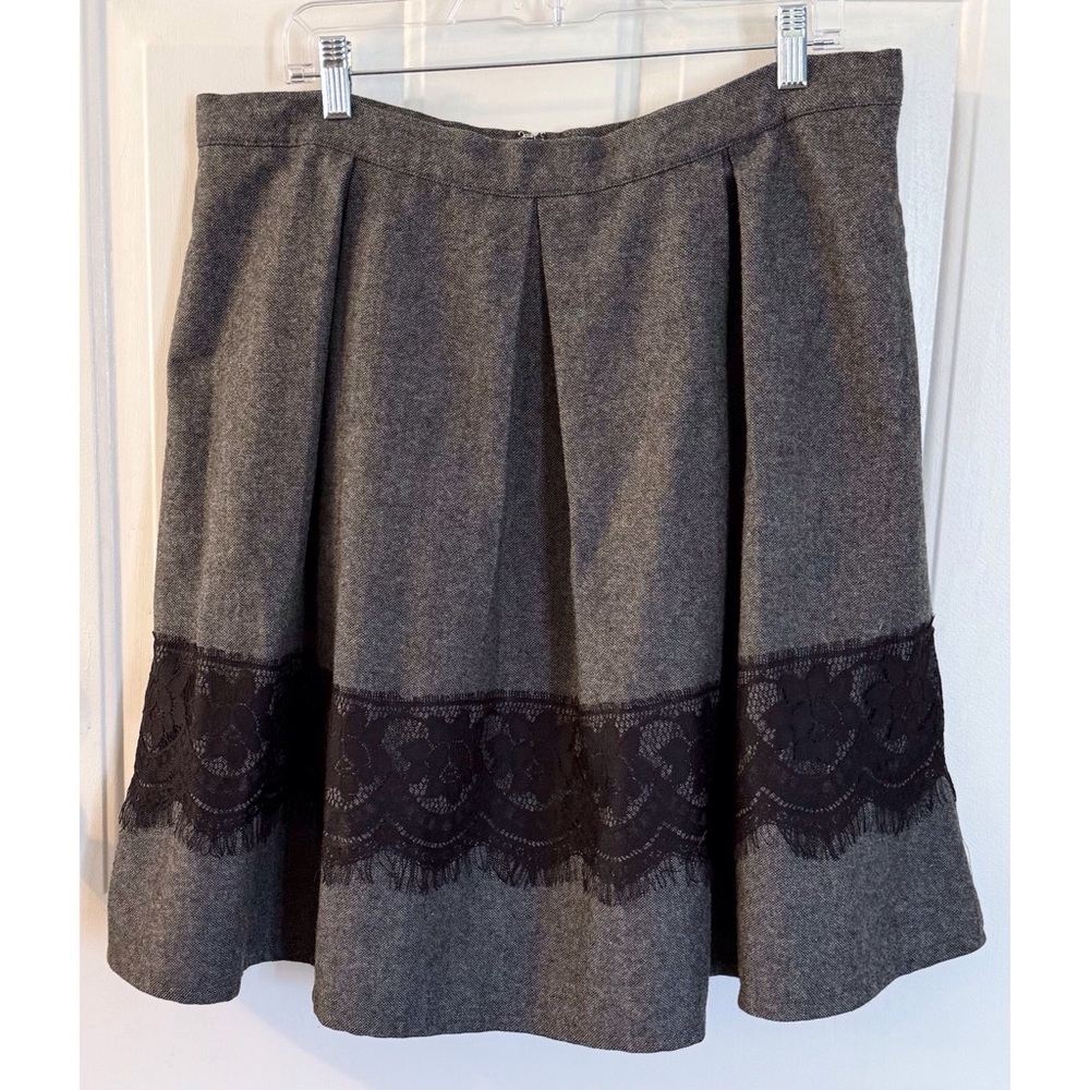Modcloth Grey and Black Pleated Skirt Size 1X